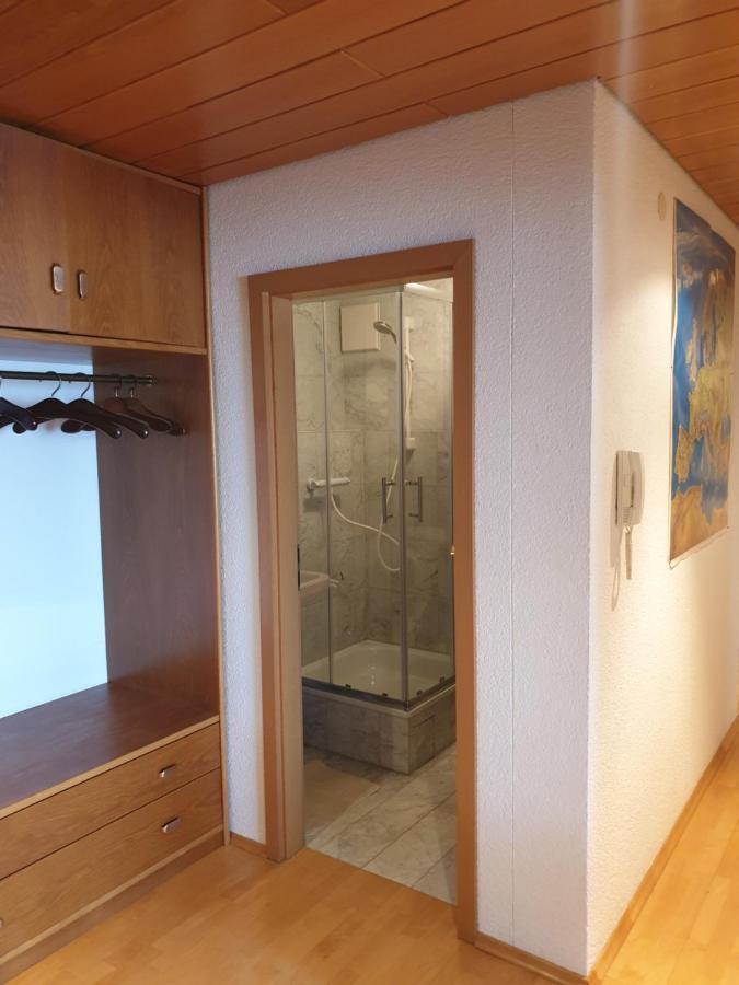 Wohnung Fuer 4 Personen, 2 Schlafzimmer, 2 Parkplaetze, Wlan Konstanz Exteriör bild