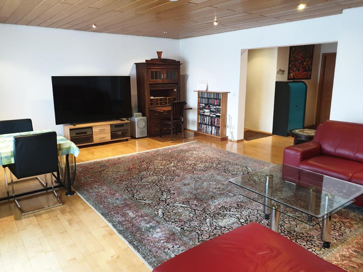 Wohnung Fuer 4 Personen, 2 Schlafzimmer, 2 Parkplaetze, Wlan Konstanz Exteriör bild